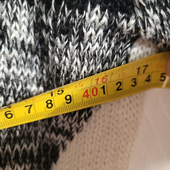 Vintage sweater from Woodwards - Picture 8 of 11